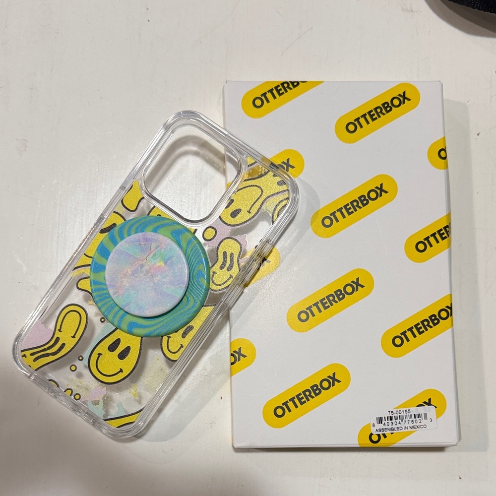 OtterBox Symmetry Series Case iPhone 15 Pro